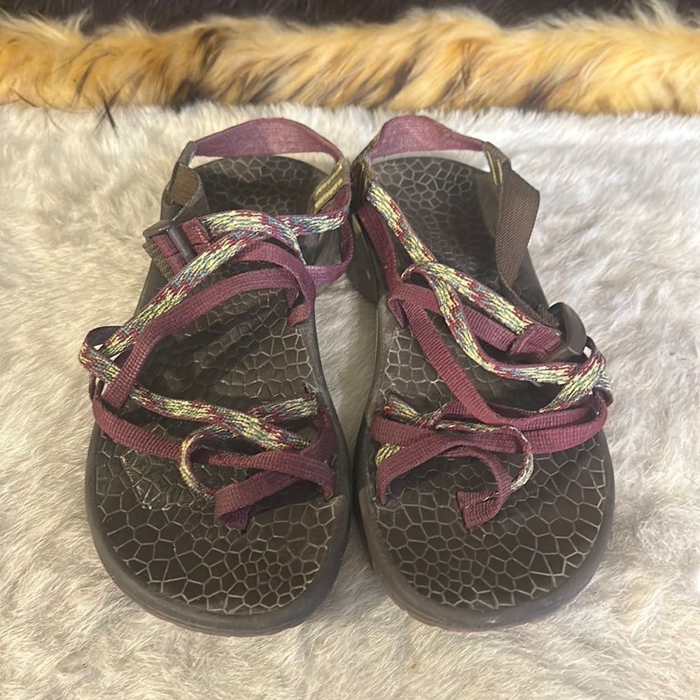 Chaco sandals 9 (1850)